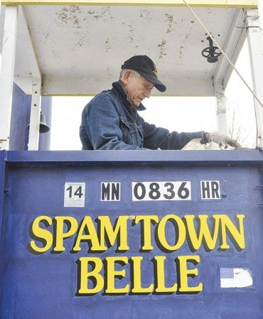 Dick Nordin prepares the Spamtown Belle for its 2014 run.