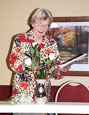 Red Cedar Chapter, DAR, Memorial Service conducted by Judy Brown, Chaplain. Photo by  Cheryl Potter. 