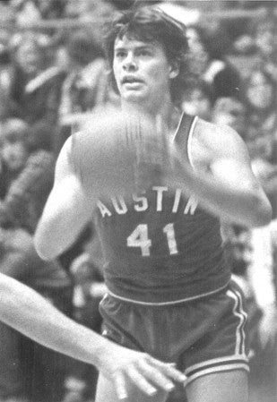 Curtis Barnett on the basketball court for the Austin Packers. Photo provided