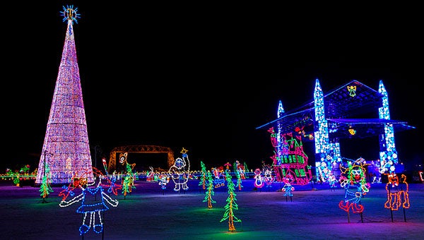 Thanks to LEDs, holiday displays get more efficient - Austin Daily ...
