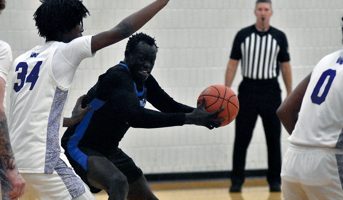 Austin’s Duop continues improvement as Blue Devils roll to a win – Austin Daily Herald