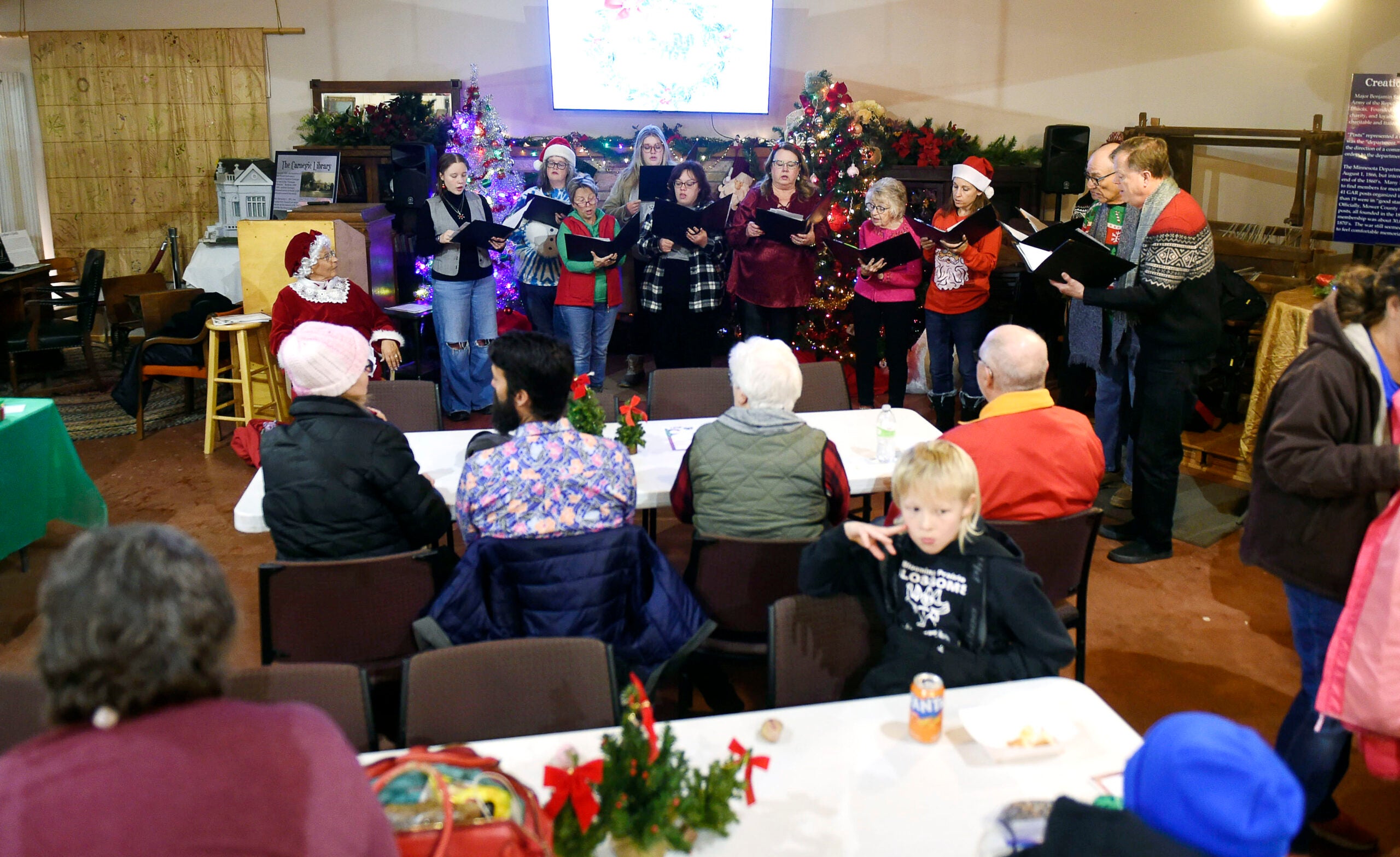 Photos: The holidays ring during Christmas in the County – Austin Daily Herald