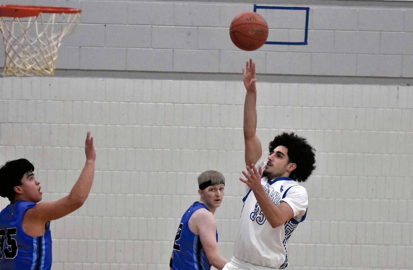 Blue Devils hang on in low scoring affair to stay unbeaten – Austin Daily Herald